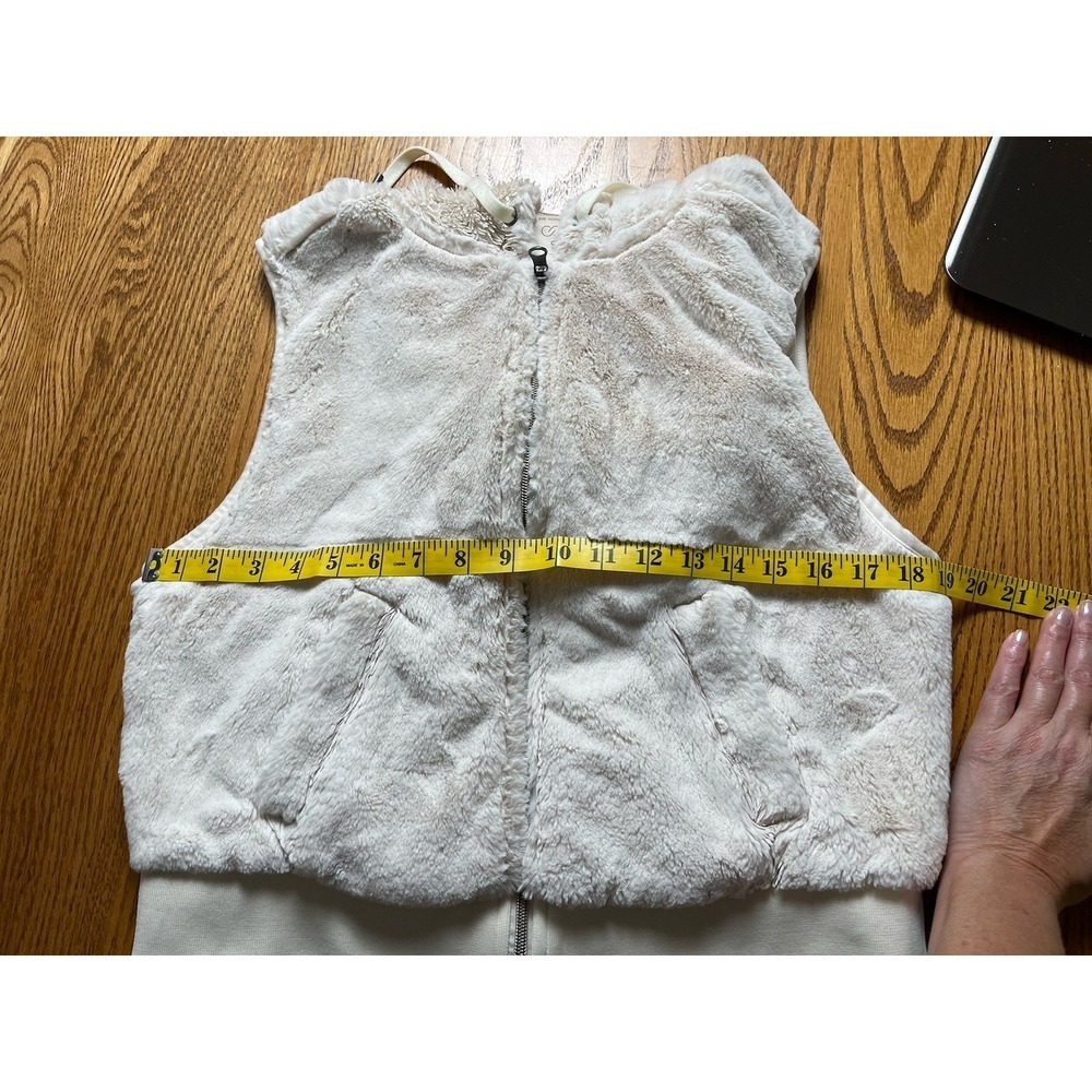 Calia By Carrie Underwood Women's Faux Fur Cream Hooded Vest Small New! - Picture 5 of 7